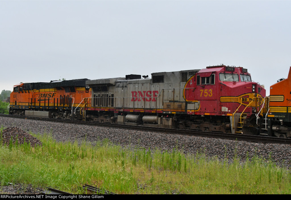 BNSF 753 Roster shot.